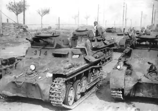 Panzer_I_Ausf._A_in_Chinese_service_1937