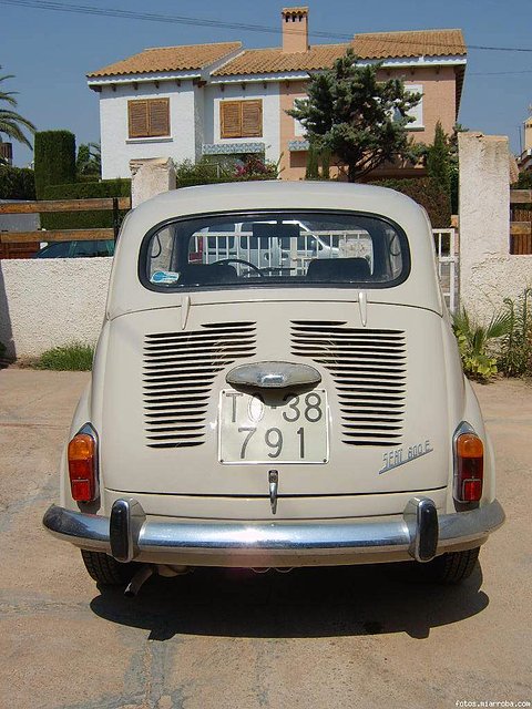 SEAT 600-E Foto 3