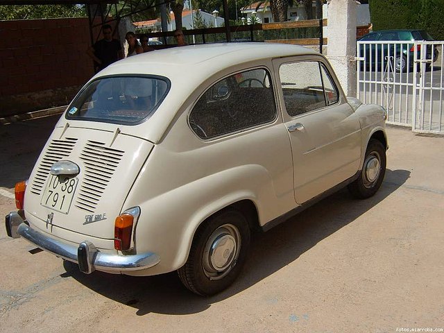 SEAT 600-E Foto 1