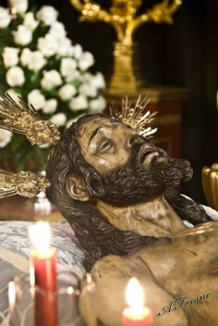 CristoSantoEntierrochico CristoSantoEntierrochico