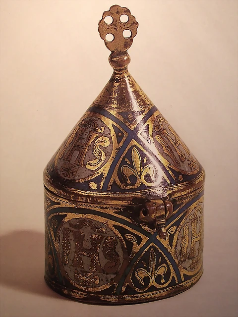 pixide, finales del XIII, Limoges. Museo de arte de Catalu?a pixide, finales del XIII, Limoges. Museo de arte de Catalu?a