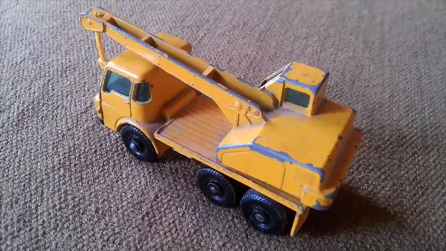 MATCHBOX 63 Dodge Crane Truck (1)