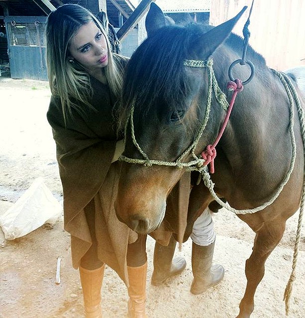 tamlledo_2015-10-12_15-49-33 tamlledo_2015-10-12_15-49-33