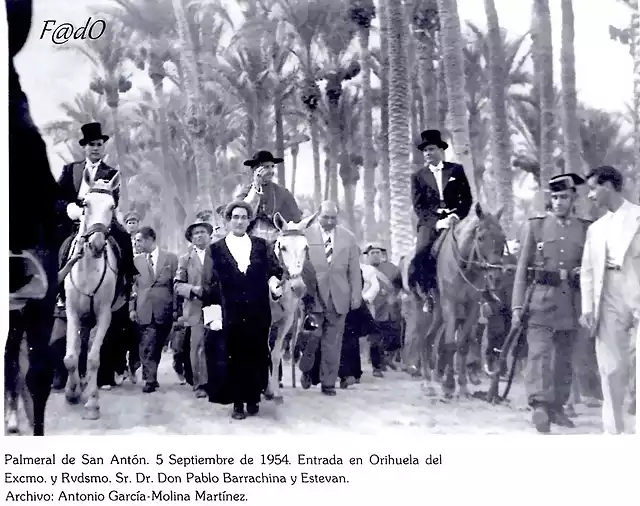Orihuela entrada el Obispo Pablo Barrachina Estevan 1954