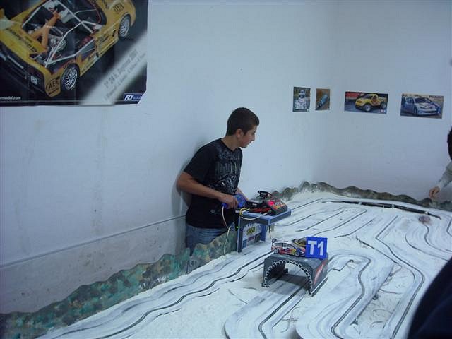 Piloto en acción (Small) Piloto en acción (Small)