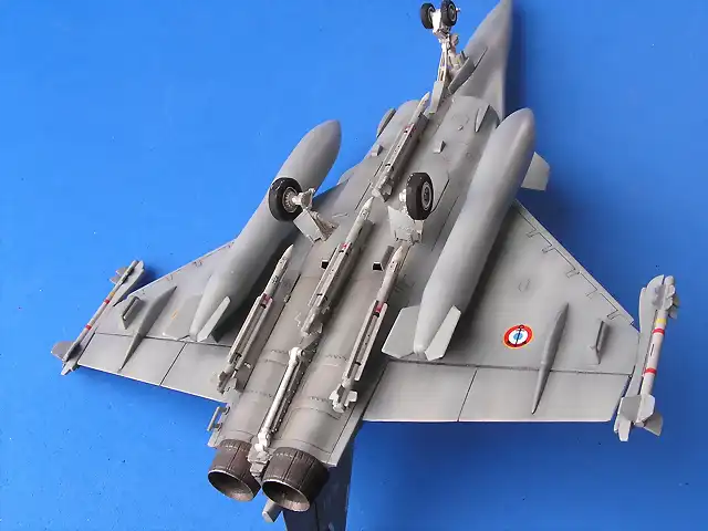 rafale italeri (8)