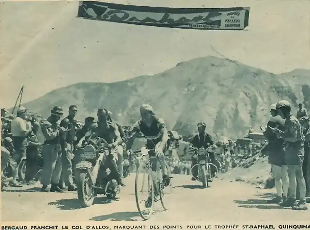 1957-07-10 - BUTet CLUB - N?638 - 44th Tour de France - 025cima allos (2)