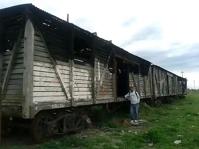 LOS TROTAMUNDOS EN VIAJE POR LA CIUDAD DE BRANDSEN BUENOS AIRES ARGENTINA