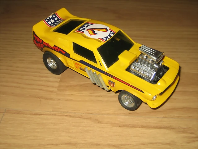 Mustang amarillo (2) Mustang amarillo (2)