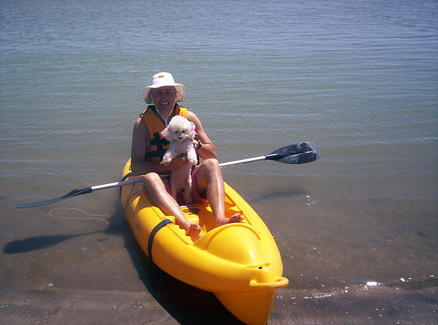 kiara en kayak