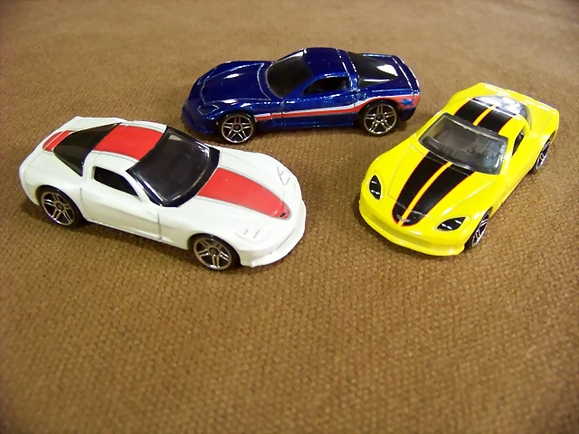 Corvette C6 HOT WHEELS (2)