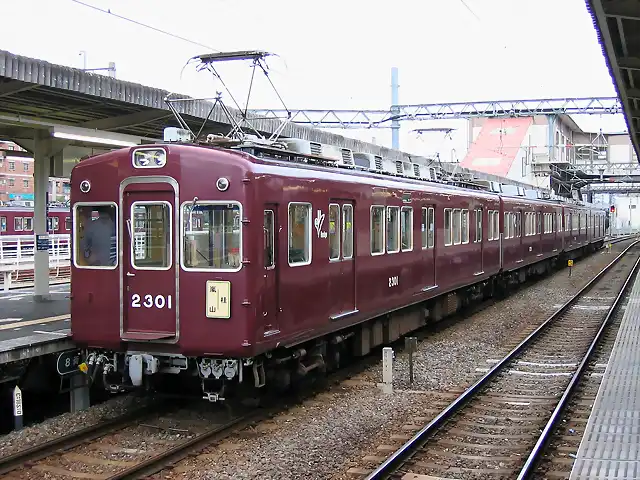 Hankyu-Electric-Railway-2300series-EMU