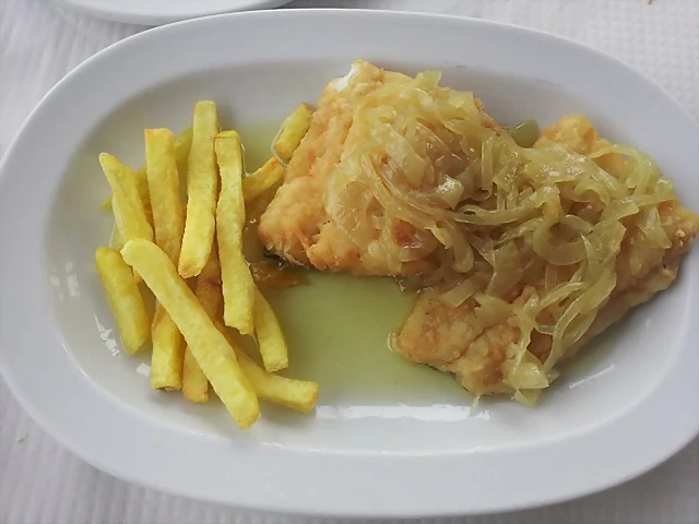 Bacalao encebollado