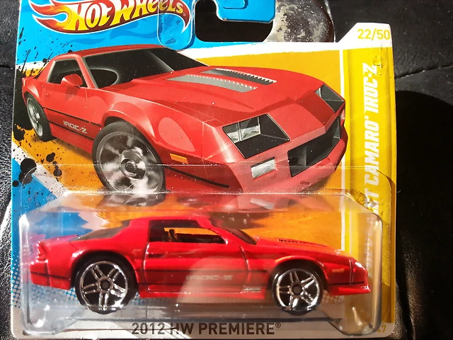 CHEVROLET CAMARO '85 IROC-Z