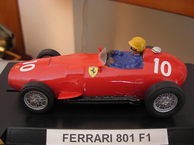 12 FERRARI 801 F1