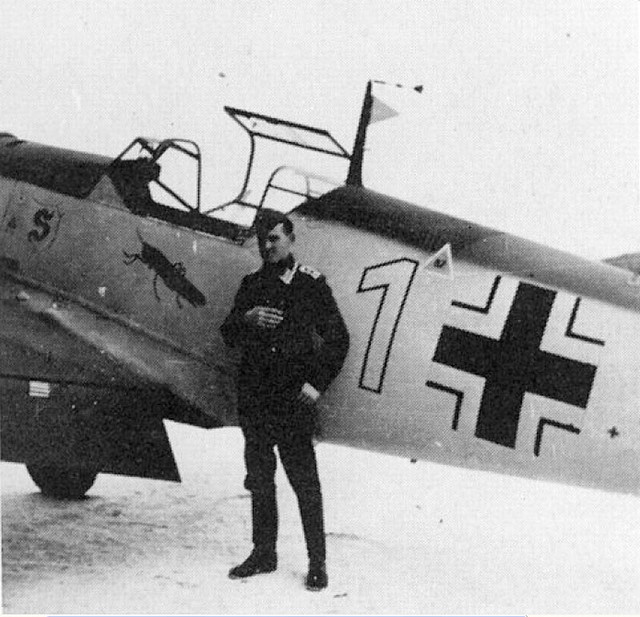 1-Bf-109E1-I_JG26-(W1+)-Franz-Hornig-Bonninghardt-Dortmund-Win-1939-01