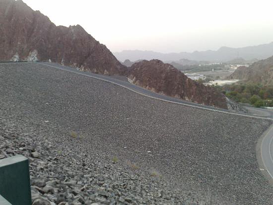 hatta-dam