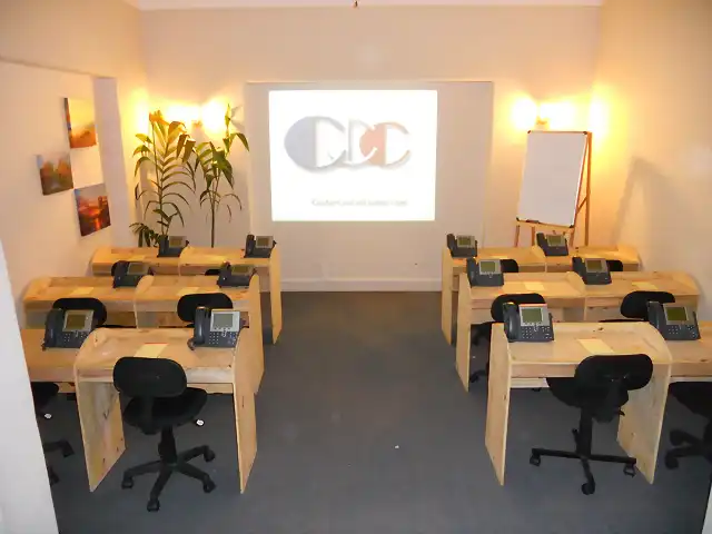 CALL CENTER TRAINING ROOM