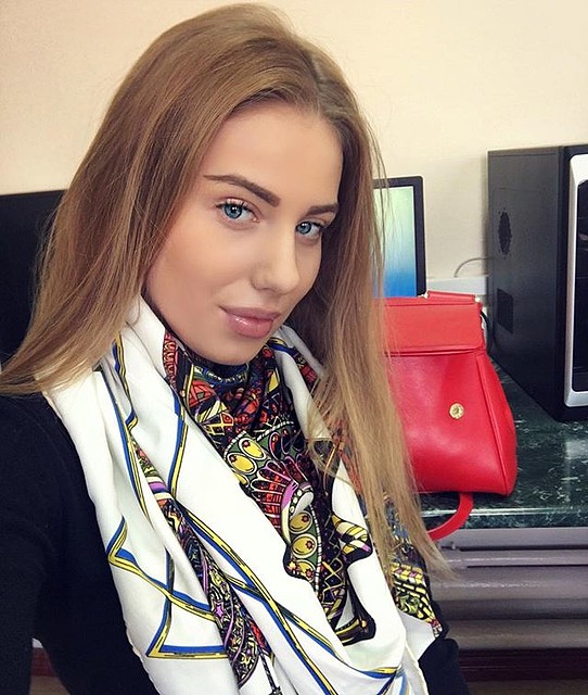 renata_calmish_2015-11-04_04-58-14 renata_calmish_2015-11-04_04-58-14