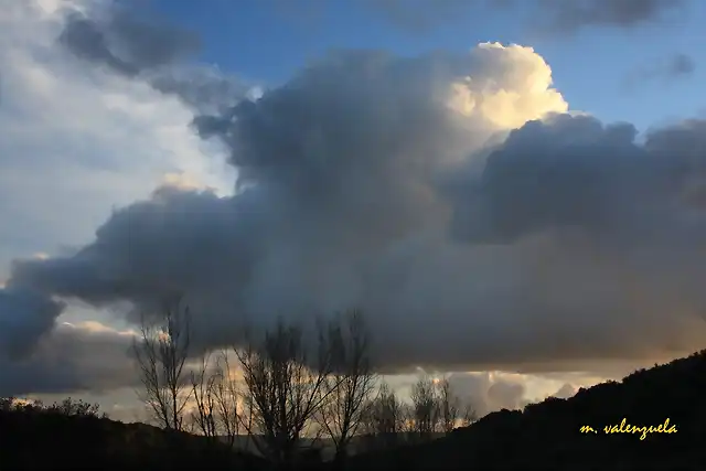 03, nubes sobre los lamos, marca