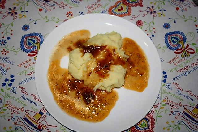 Puré de patatas con pellejitos Puré de patatas con pellejitos