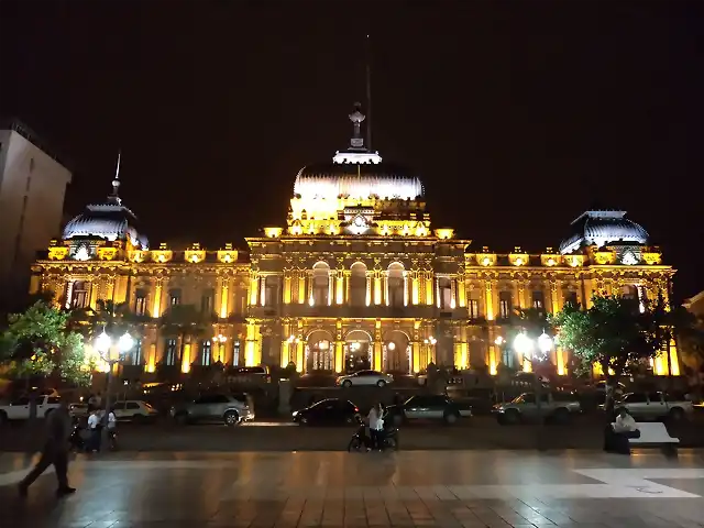 Casa_de_Gobierno_de_noche