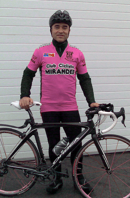 Asenjo con el maillot del giro