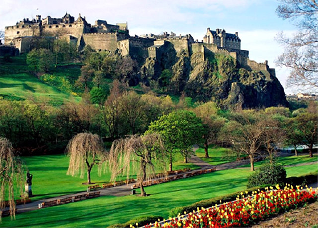 CASTILLO ESCOCES 2