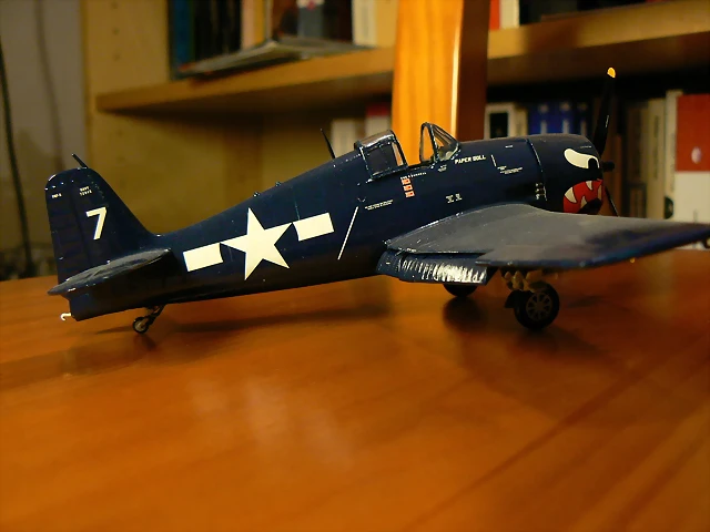 F6F5_7_001 F6F5_7_001
