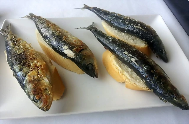 Canapes de sardinas