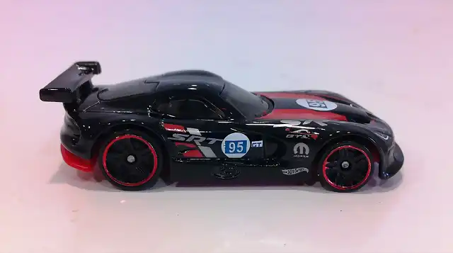 SRT Viper GTS-R_2015_1