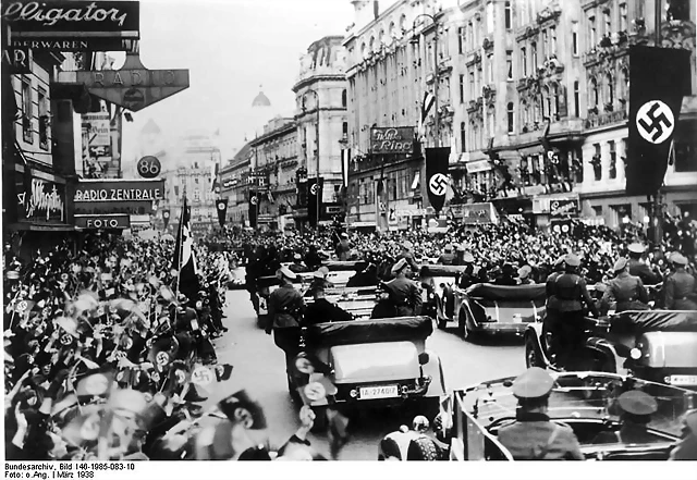 (7)Bundesarchiv_Bild_146-1985-083-10,_Anschluss_sterreich,_Wien