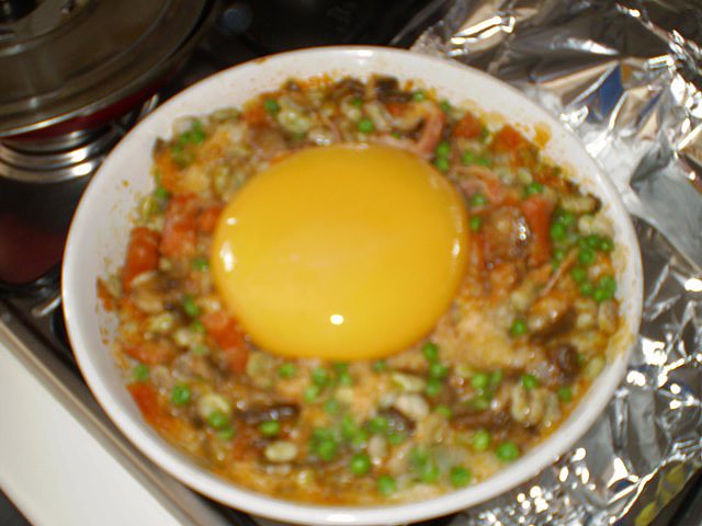 Huevo de avestruz al horno