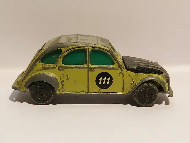 22 Citroen 3 CV TN n?111 verde