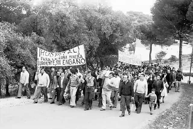 76-07.01-Manifestacion del ladrllo-Hospital -1976-Foto Carlos Rojas.