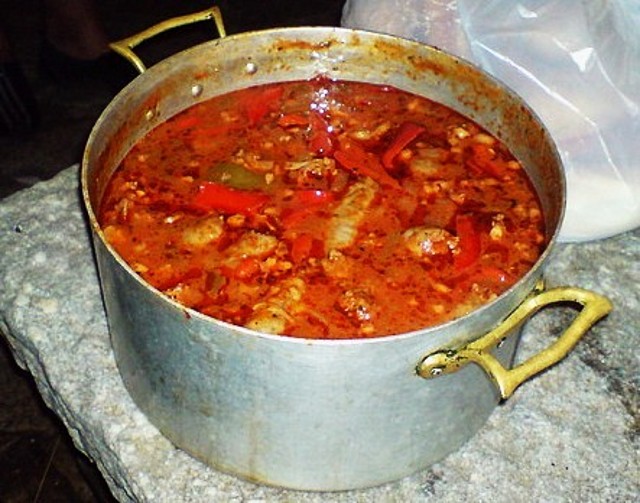 chorizos a la pomarola