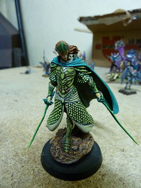 General Elfo con armadura dragon