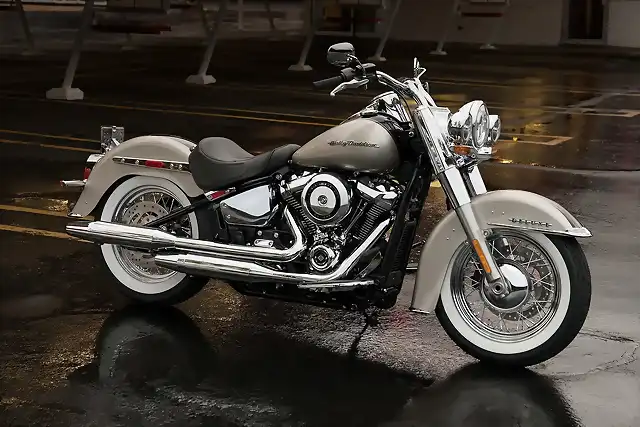 softail-deluxe-gallery-2