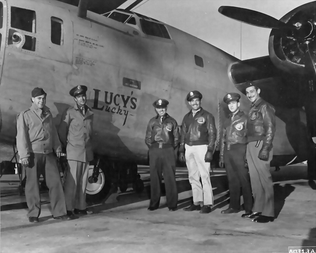 42-40320-B-24D-Liberator-9AF-98BG345BS-Q-Lucy's-Lucky-nose-art-left-side-Egypt-Nov-1942-01 42-40320-B-24D-Liberator-9AF-98BG345BS-Q-Lucy's-Lucky-nose-art-left-side-Egypt-Nov-1942-01