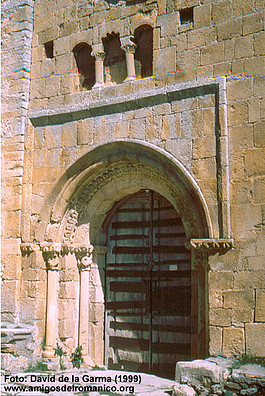 SORIA CALATA?AZOR  IGLESIA DE SANTA MARIA DEL CASTILLO .PORTADA ROMANICA