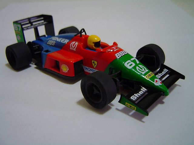 Ferrari F1-87 3