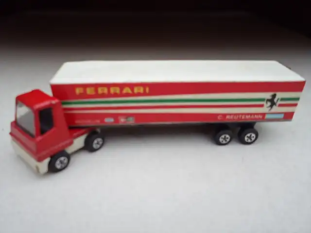 camion-ferrari-01