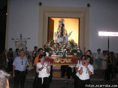 Entrada de la Virgen del Carmen a la Ermita de San Sebastián Entrada de la Virgen del Carmen a la Ermita de San Sebastián