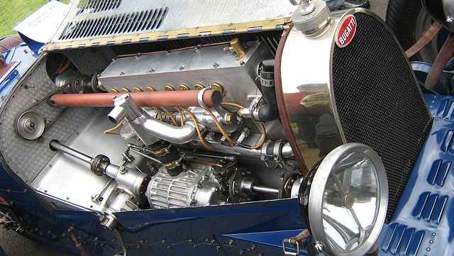 Motor Bugatti