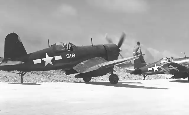 F4U-4VMF-2221945