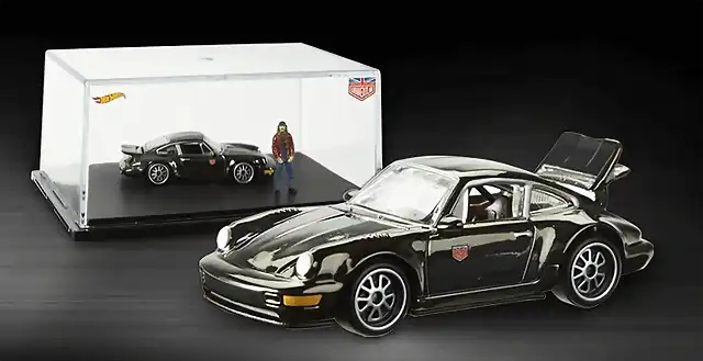 MagnusWalker Porsche w figurine 001