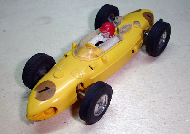 zzferrari 156 amarillo fija