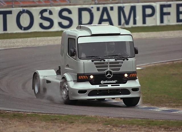 Mercedes test truck 02