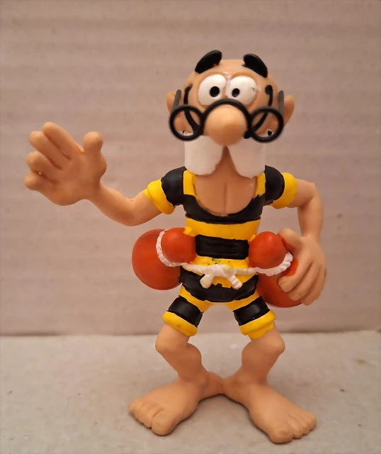 CS. Mortadelo bañista 1986