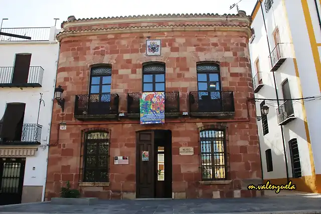 04, museo j